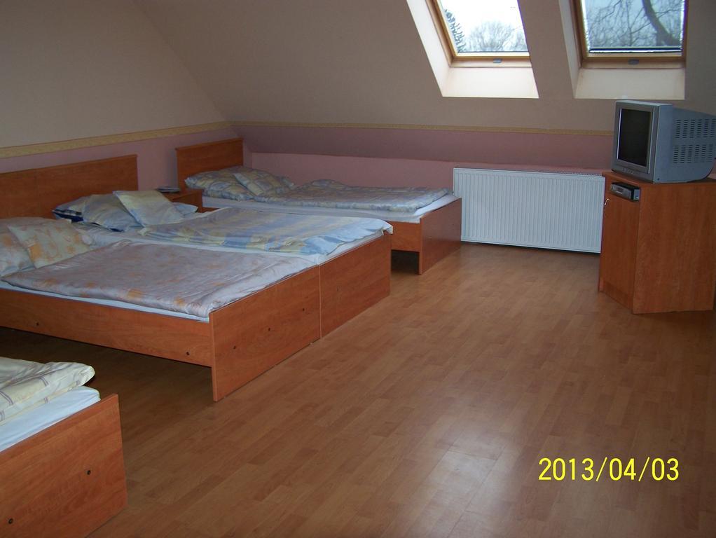 Borostyánkert Étterem&Vendégház Sitke Habitación foto